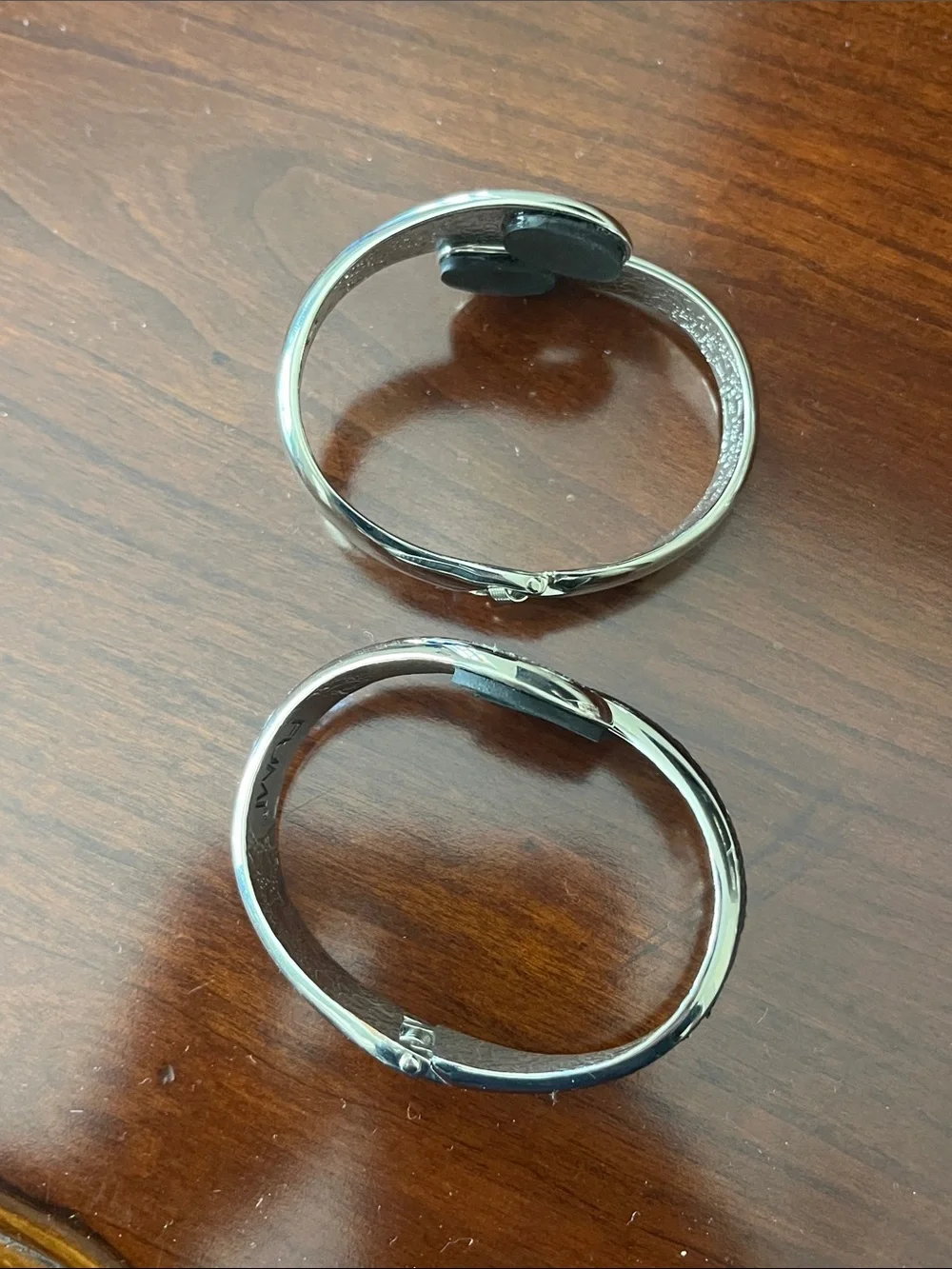 Set of 2 FUMI Silver Snake Cuff Bracelet with Black Textured Inlay